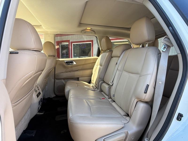 Nissan Pathfinder  2018