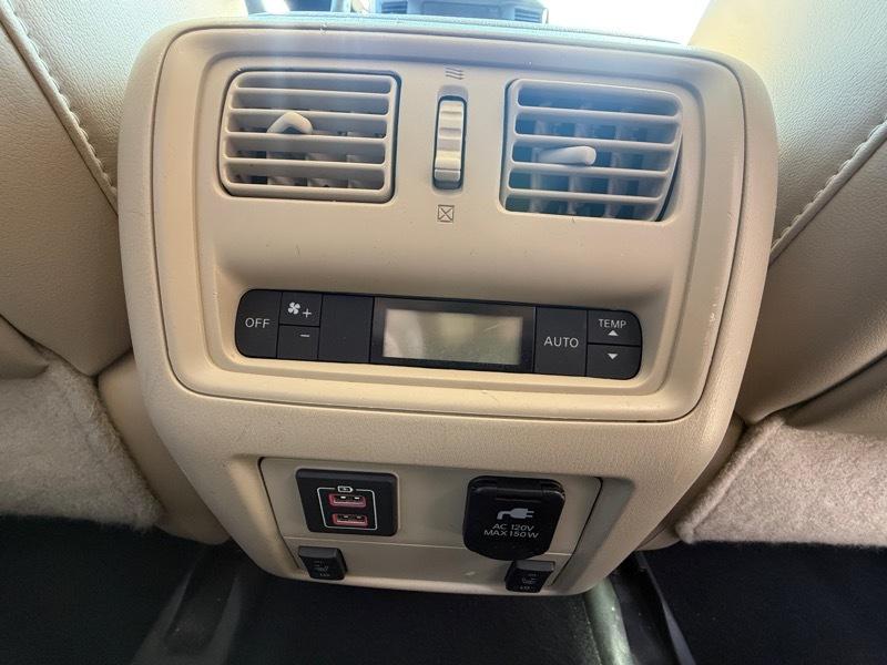 Nissan Pathfinder  2018