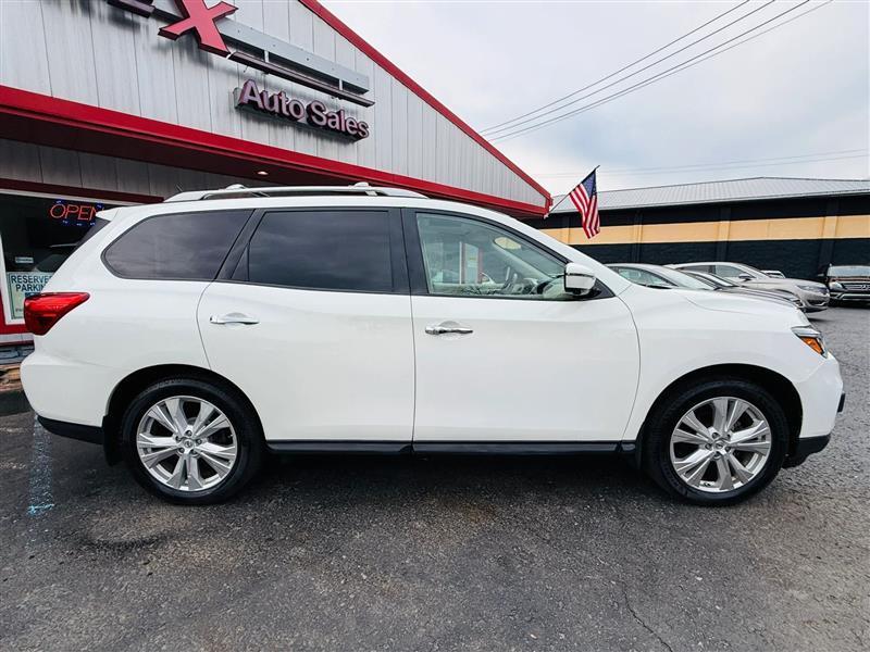 Nissan Pathfinder  2018