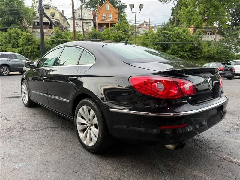 Volkswagen CC  2011