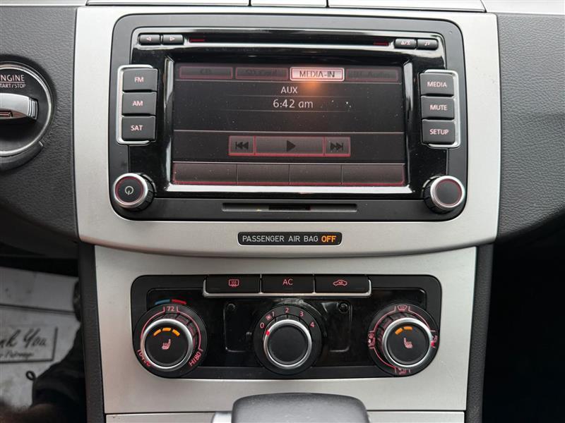 Volkswagen CC  2011