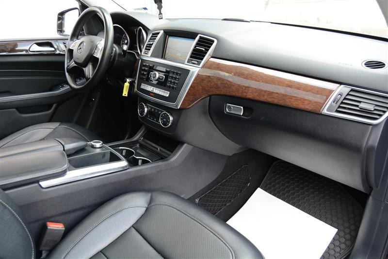 Mercedes-Benz M-Class  2013