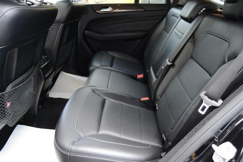 Mercedes-Benz M-Class  2013