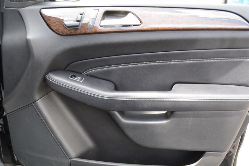 Mercedes-Benz M-Class  2013