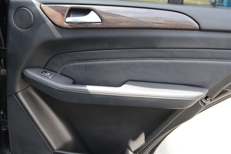 Mercedes-Benz M-Class  2013