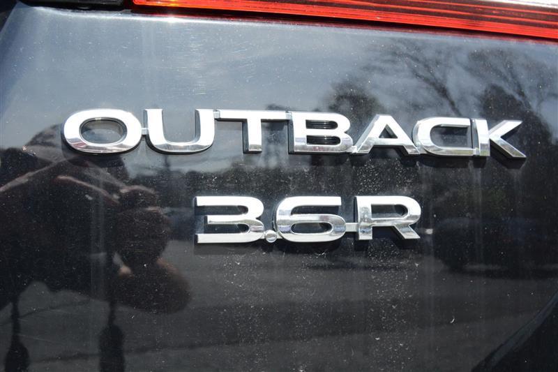 Subaru Outback  2015
