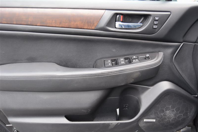 Subaru Outback  2015
