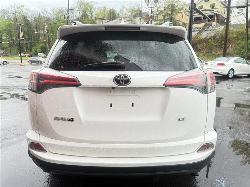 Toyota RAV4  2016