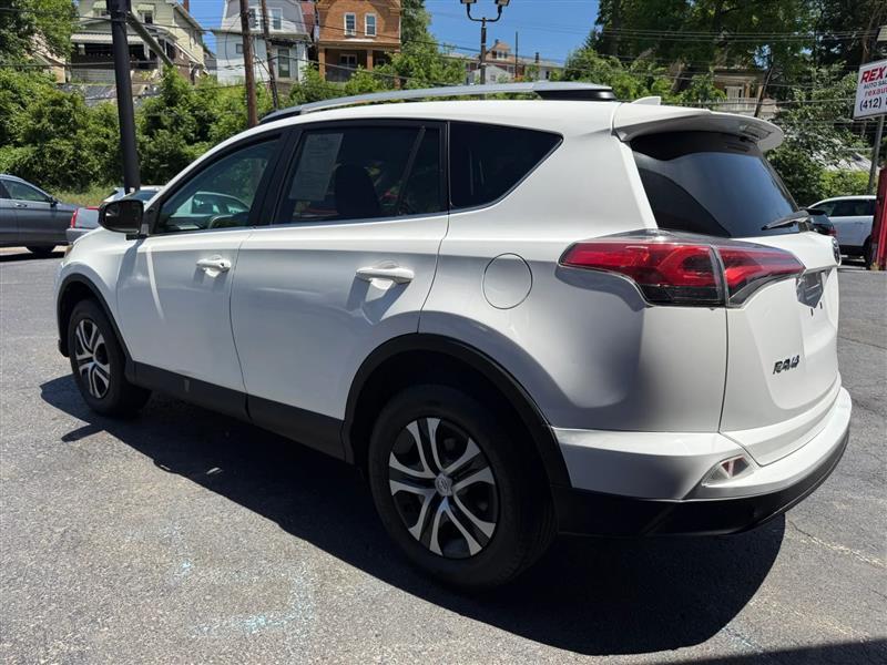 Toyota RAV4  2016