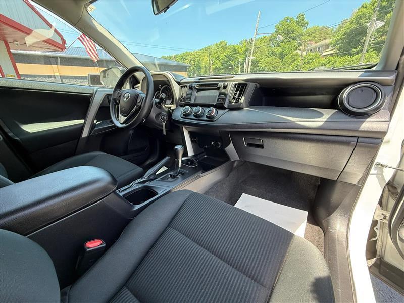 Toyota RAV4  2016