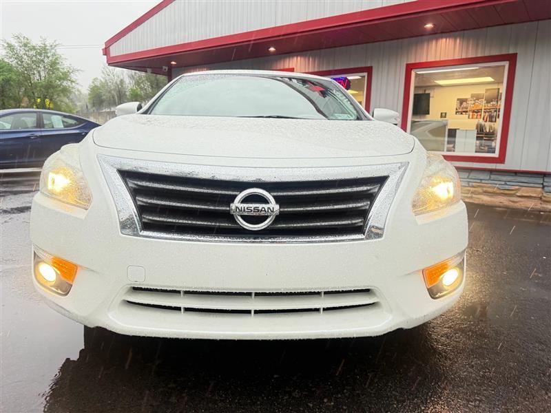 Nissan Altima  2014