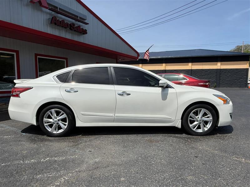 Nissan Altima  2014