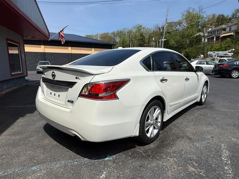 Nissan Altima  2014
