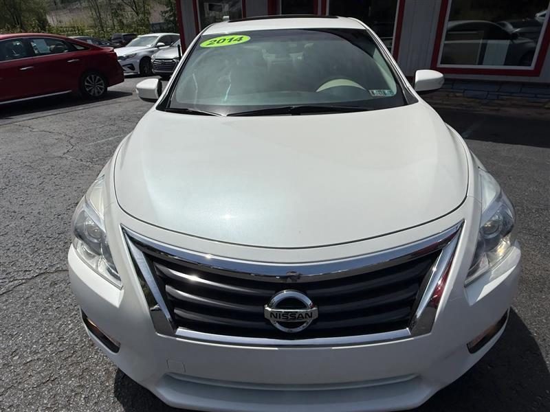 Nissan Altima  2014