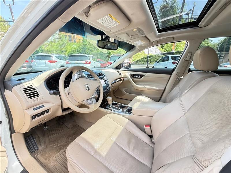Nissan Altima  2014