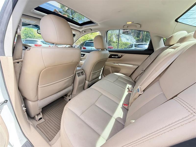 Nissan Altima  2014