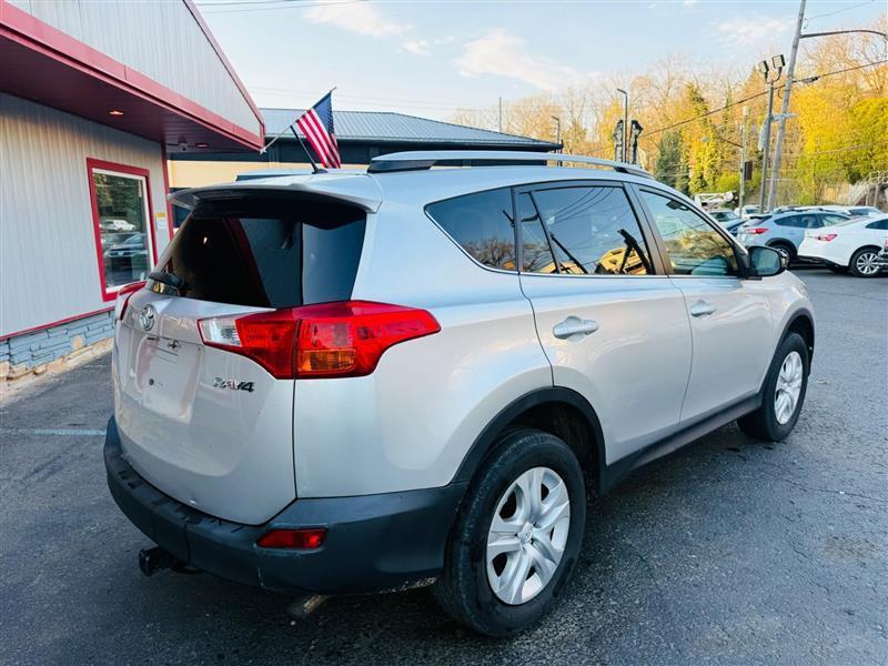 Toyota RAV4  2013