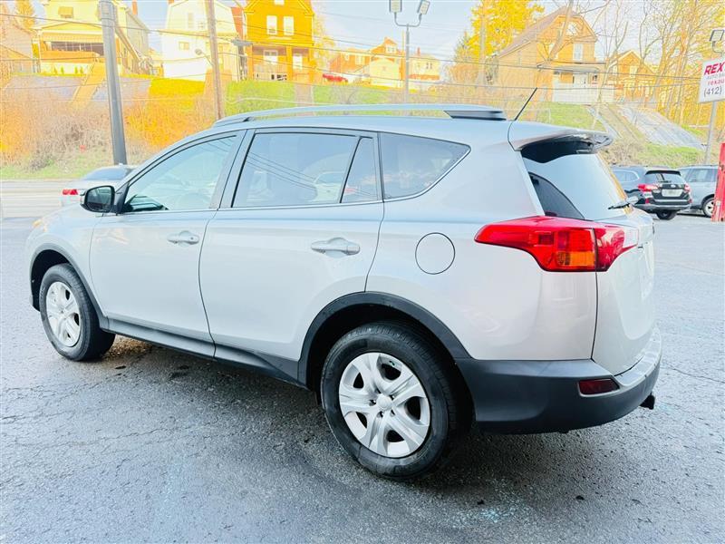 Toyota RAV4  2013