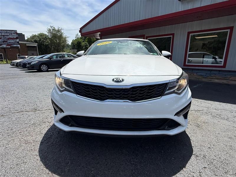 Kia Optima  2019