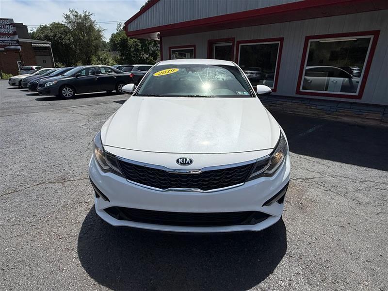 Kia Optima  2019