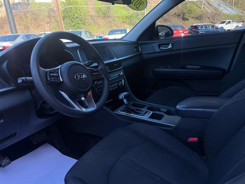 Kia Optima  2019