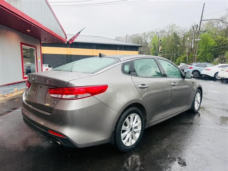 Kia Optima  2018