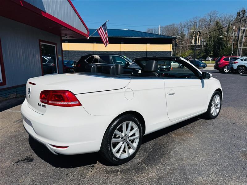 Volkswagen Eos  2012