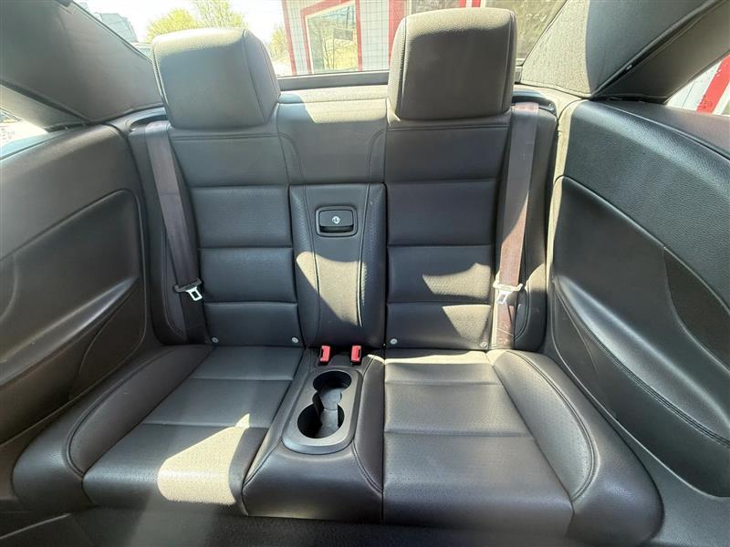 Volkswagen Eos  2012