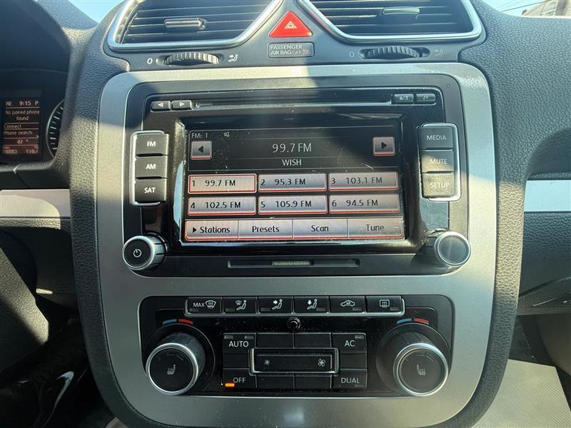 Volkswagen Eos  2012