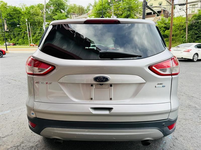 Ford Escape  2015