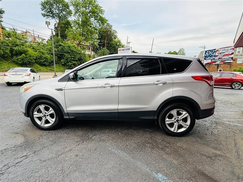 Ford Escape  2015