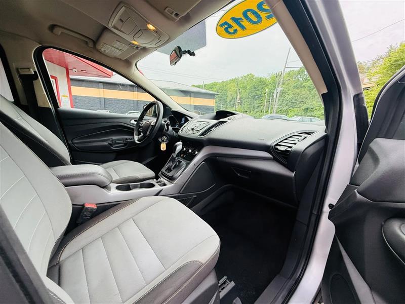 Ford Escape  2015
