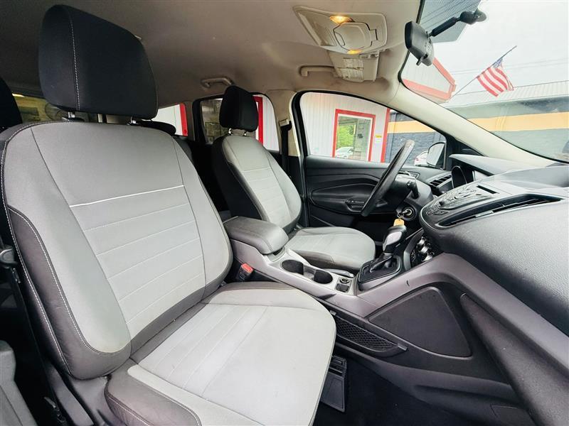 Ford Escape  2015