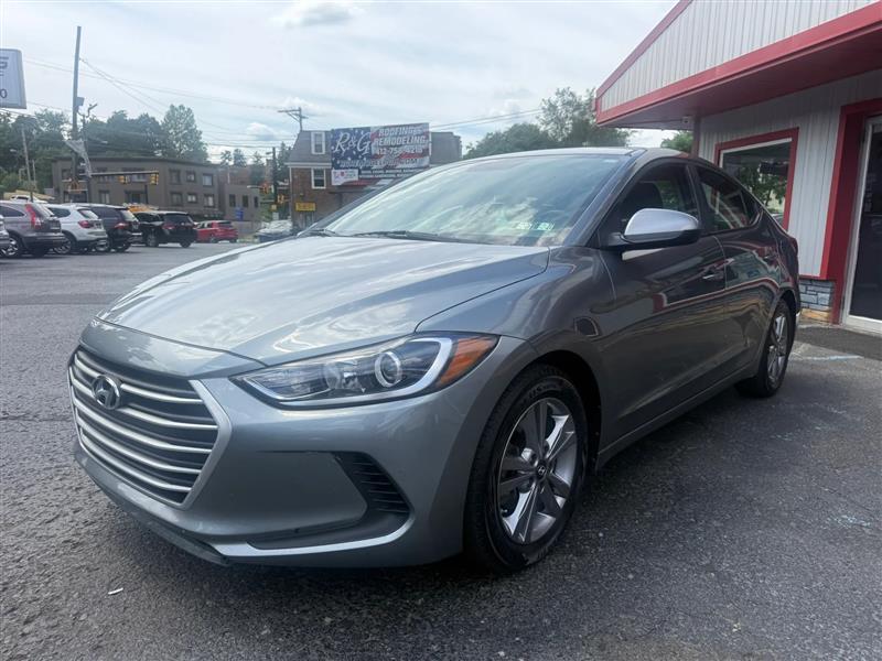 Hyundai Elantra  2018