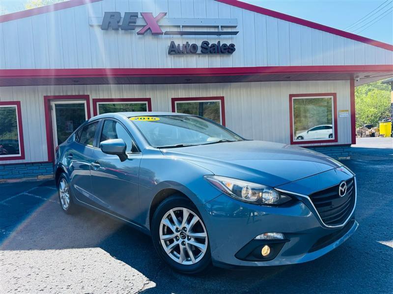 Mazda MAZDA3  2015