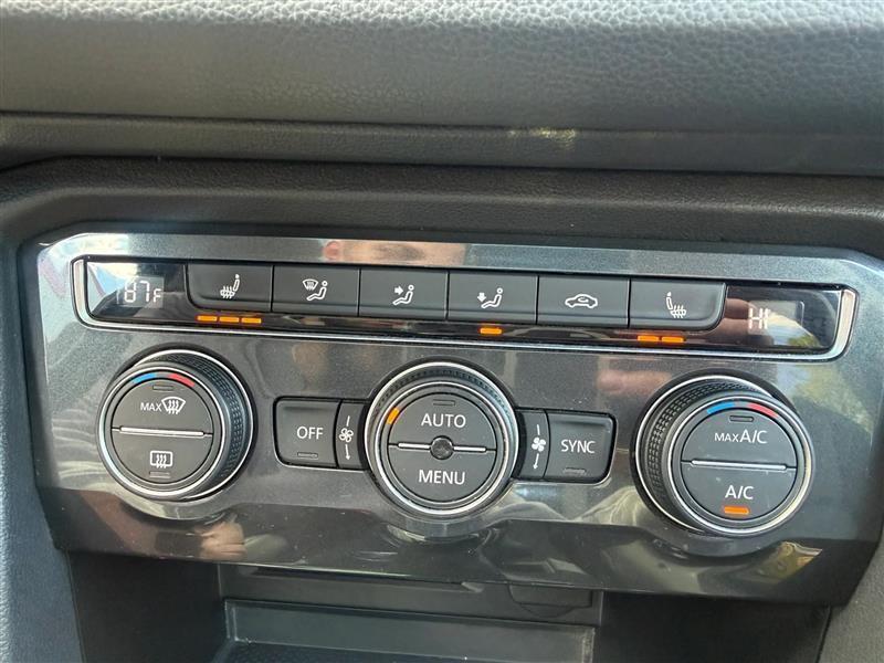 Volkswagen Tiguan  2018