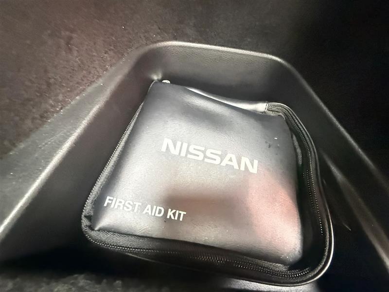 Nissan Rogue  2021