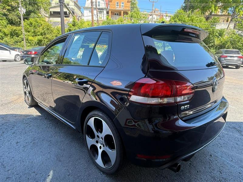 Volkswagen GTI  2012