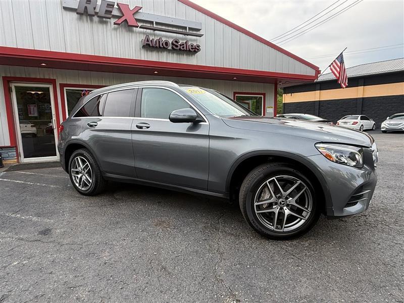 2017 Mercedes-Benz GLC-Class GLC 300 4MATIC Sport Utility 4D