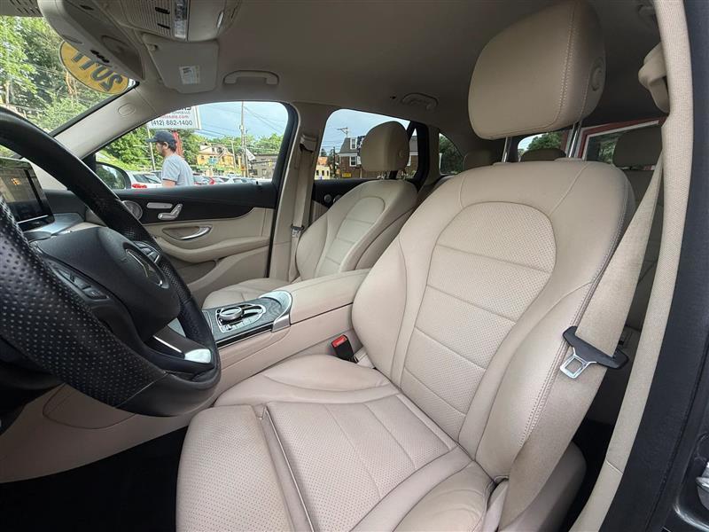 Mercedes-Benz GLC-Class  2017