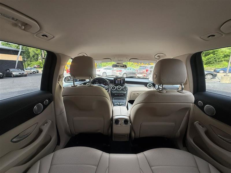 Mercedes-Benz GLC-Class  2017