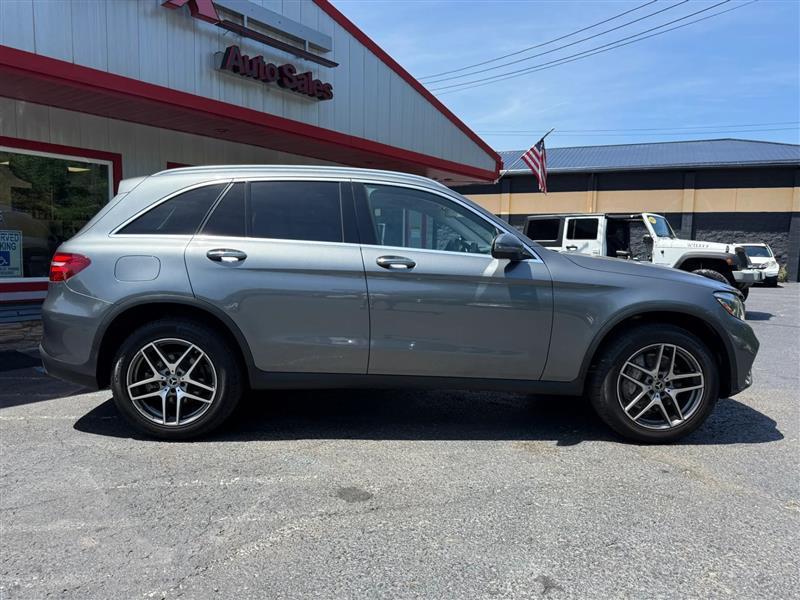 Mercedes-Benz GLC-Class  2017