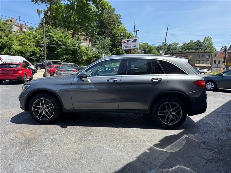 Mercedes-Benz GLC-Class  2017
