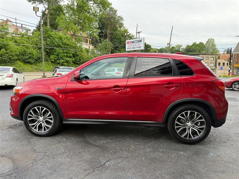 Mitsubishi Outlander Sport  2017
