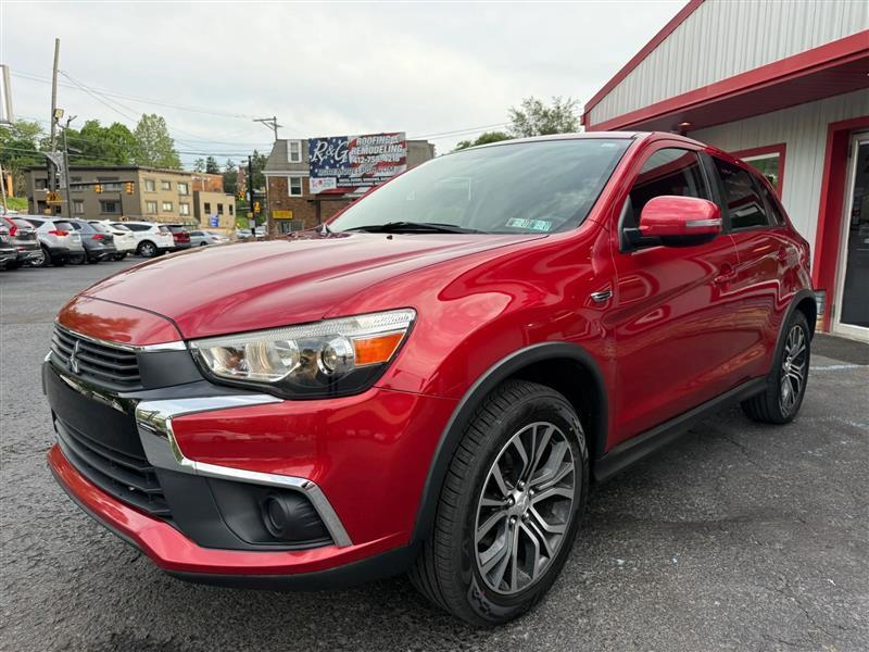 Mitsubishi Outlander Sport  2017