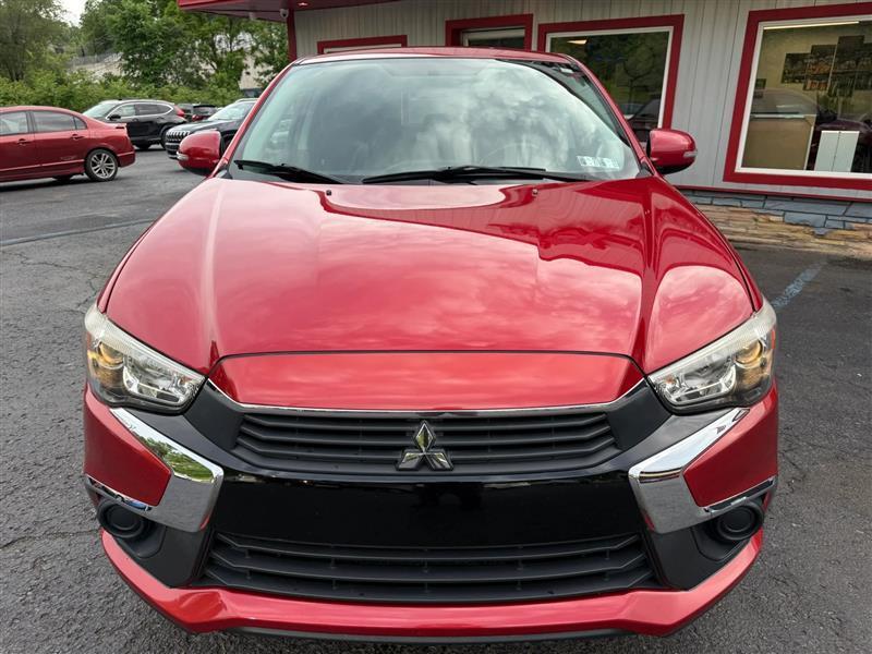 Mitsubishi Outlander Sport  2017