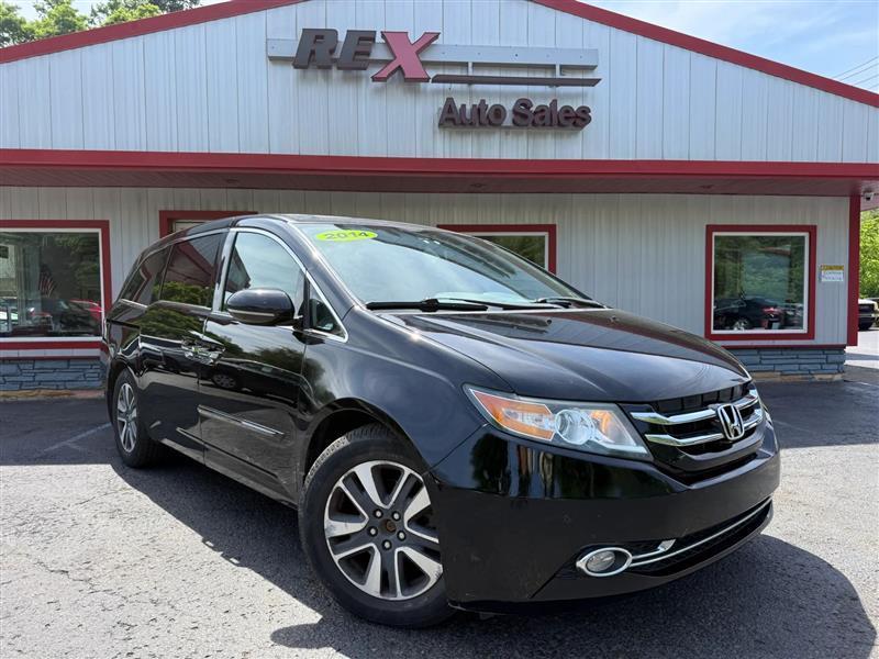 2014 Honda Odyssey Touring Minivan 4D