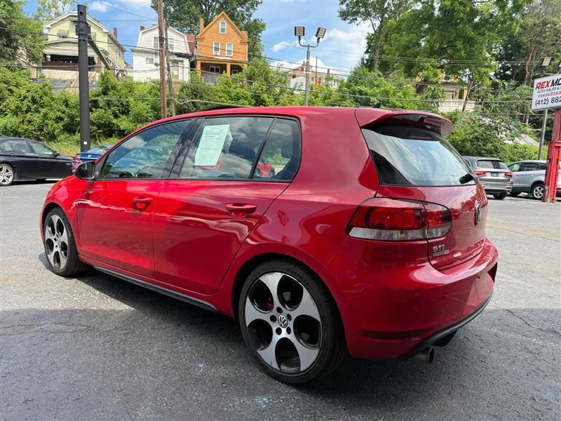 Volkswagen GTI  2011