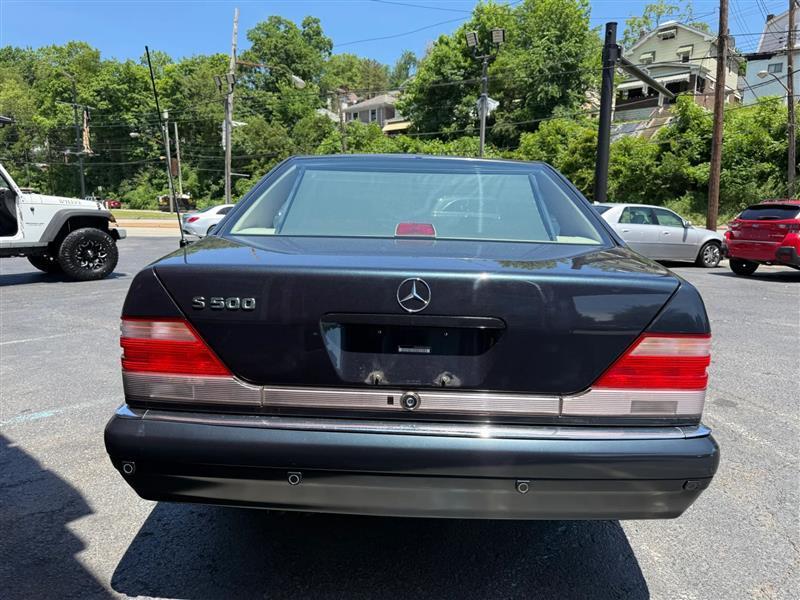 Mercedes-Benz S-Class  1997