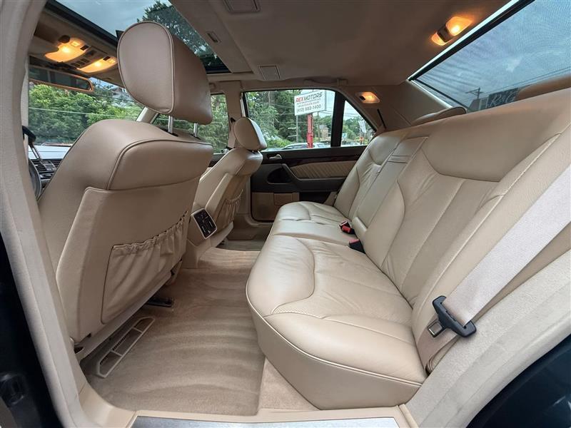 Mercedes-Benz S-Class  1997